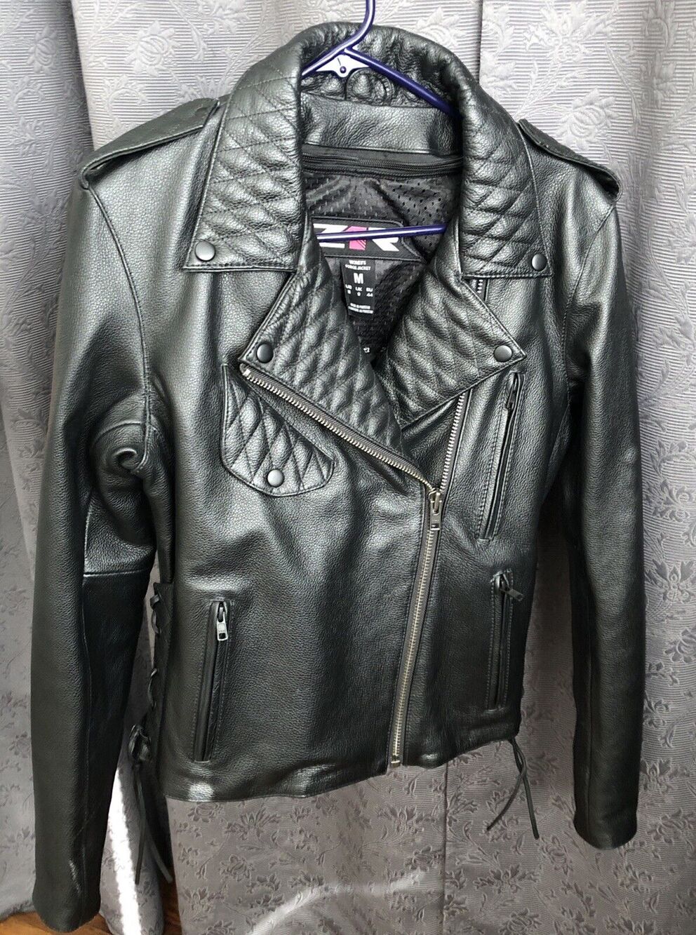 Z1R Women's Medium Black Leather Rider Insulated Motorcycle Jacket